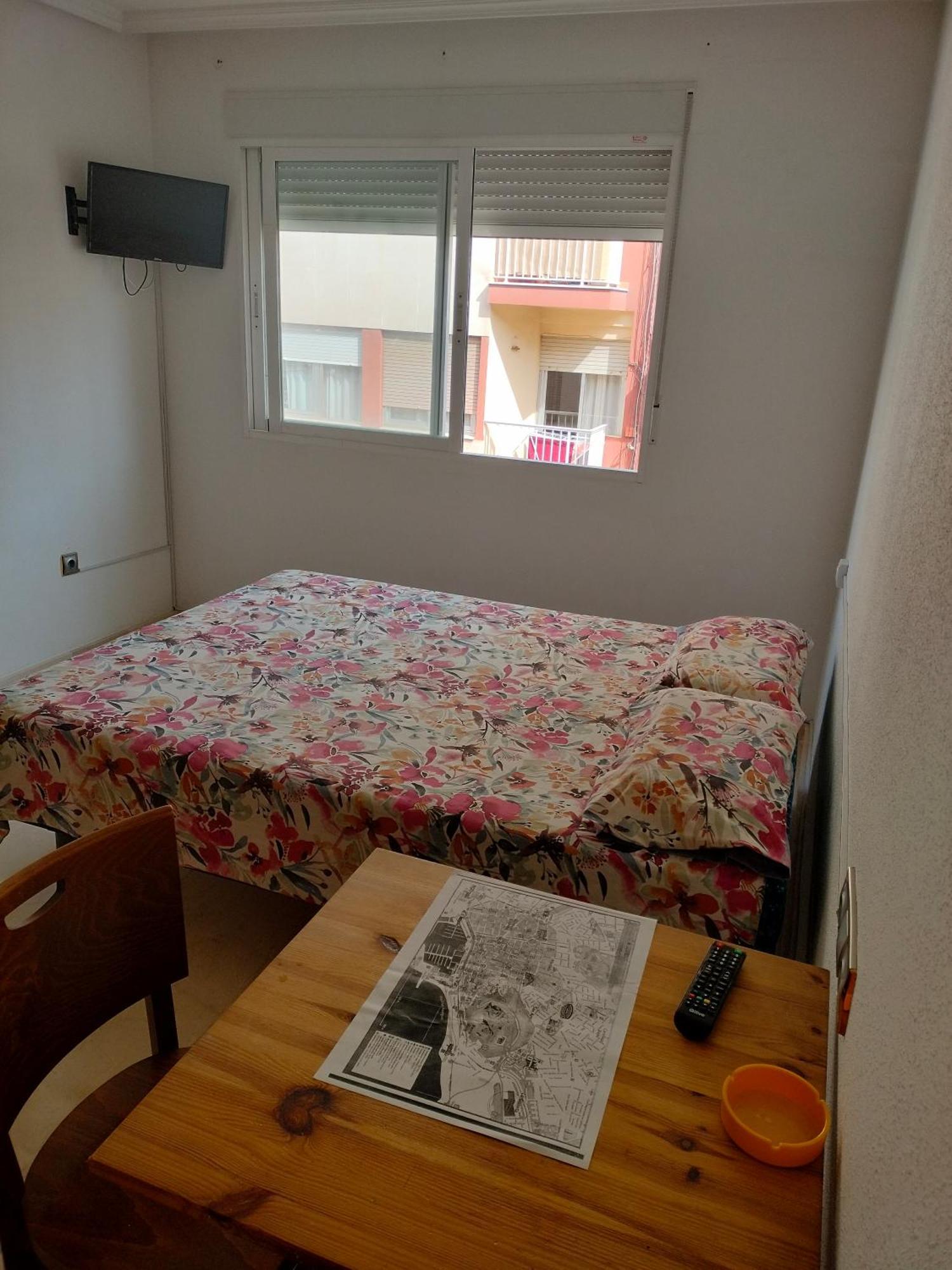 阿利坎特Holiday Centre Deluxe公寓 外观 照片